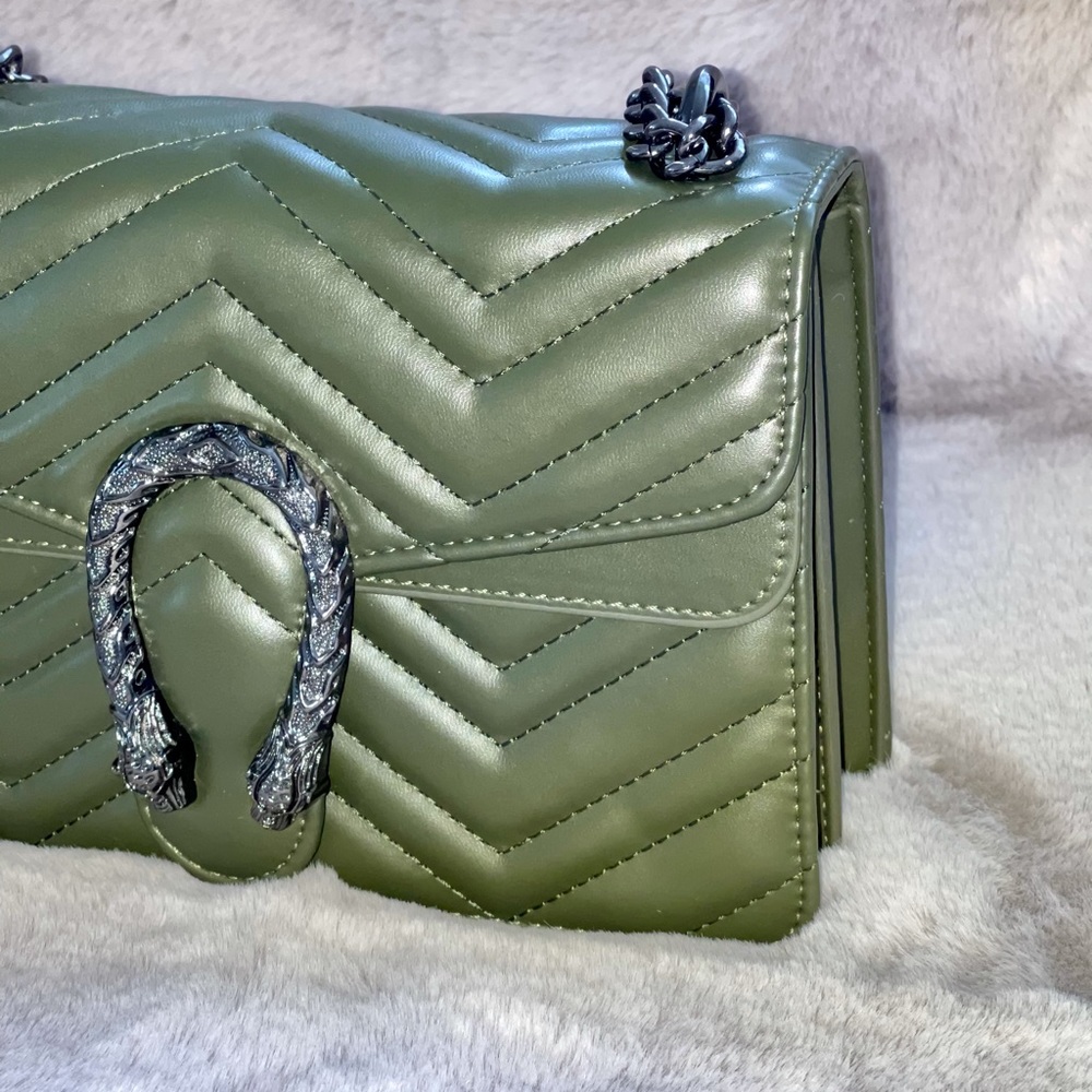 ✨Green Snake Handbag